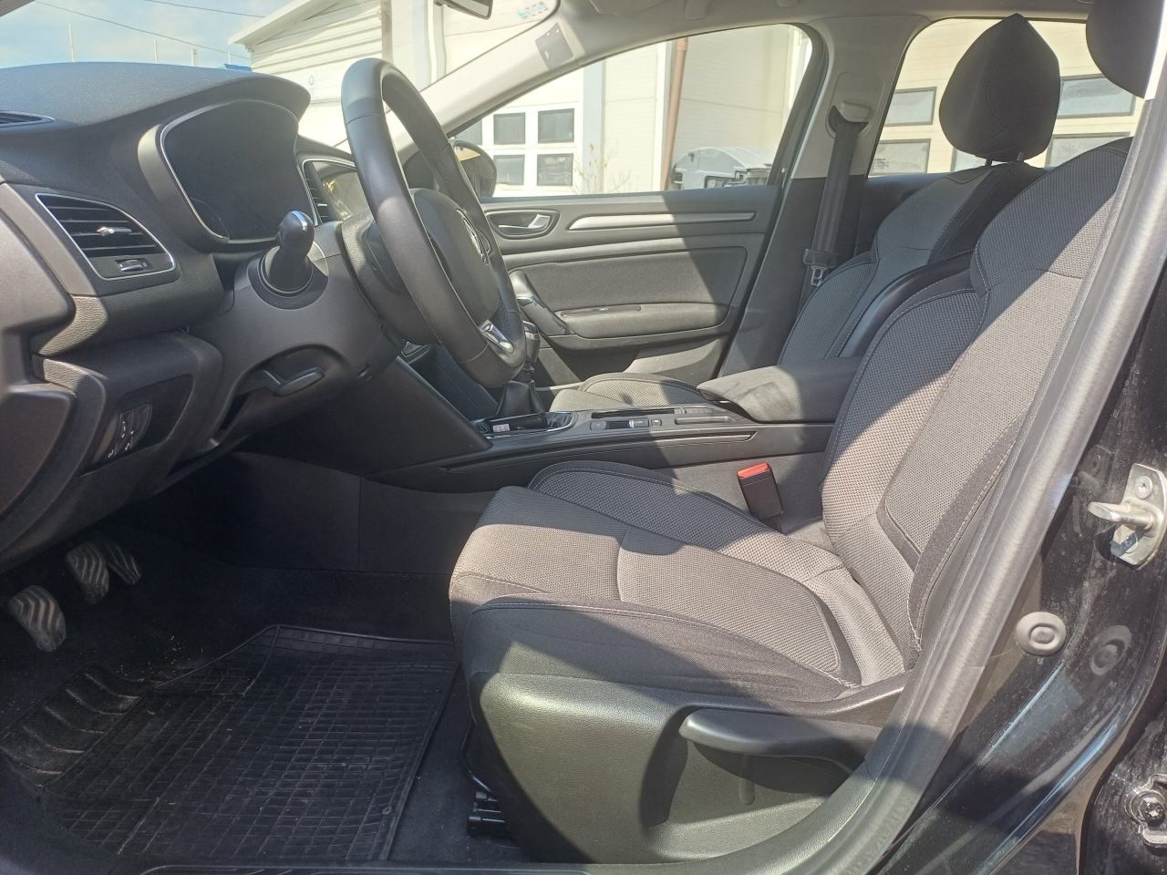 Renault Mégane 1.5 dCi 115 KS/ SA PDV-om/ Apple CAR/ FULL LED/ PDC/, fotografija 12