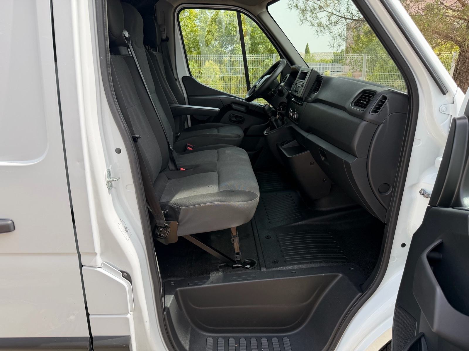 Renault Master 2.3 DCI KOMBI DOSTAVNO VOZILO!!!, fotografija 17