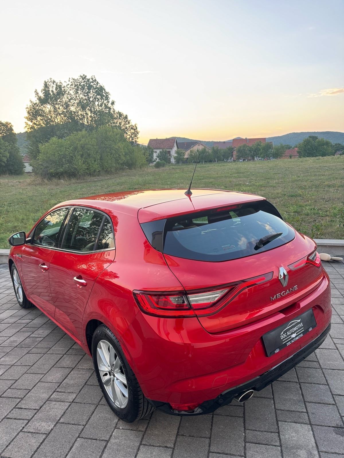 RENAULT MEGANE 1,5 dCi 110KS, INTENS, 1.VL, VELIKI SERVIS, TOP, fotografija 6