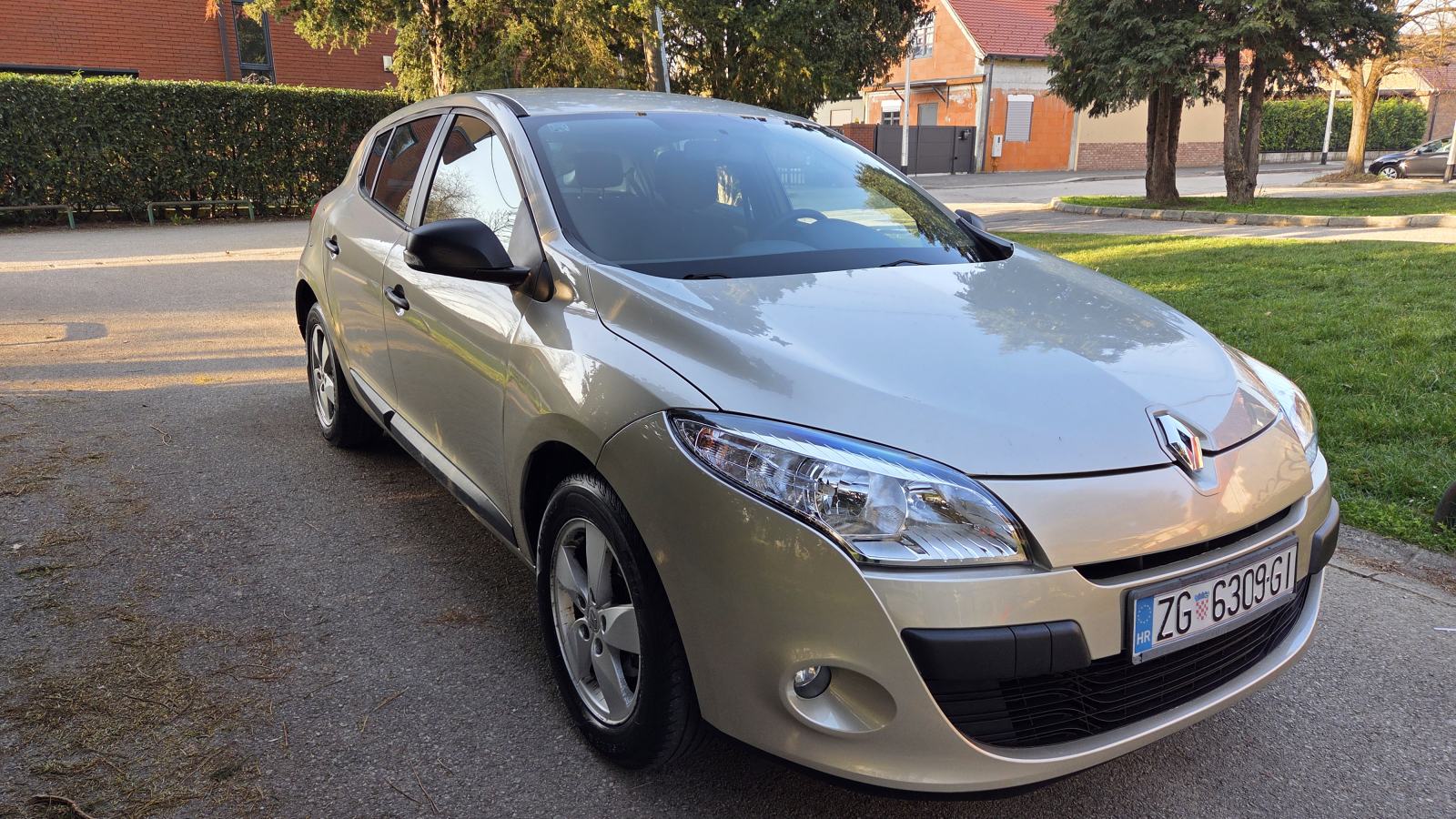 Renault Megane 1.5 dCi 2010.g.Reg.07/2027.g.KLIMA.alu,HR auto!!odličan, fotografija 3