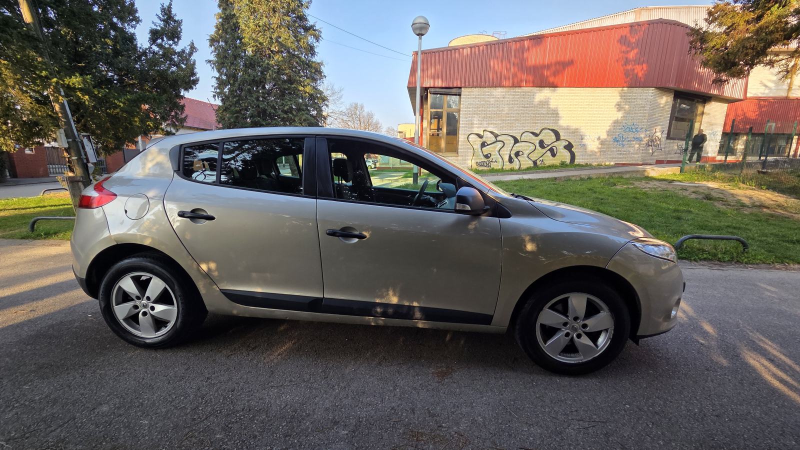 Renault Megane 1.5 dCi 2010.g.Reg.07/2027.g.KLIMA.alu,HR auto!!odličan, fotografija 4