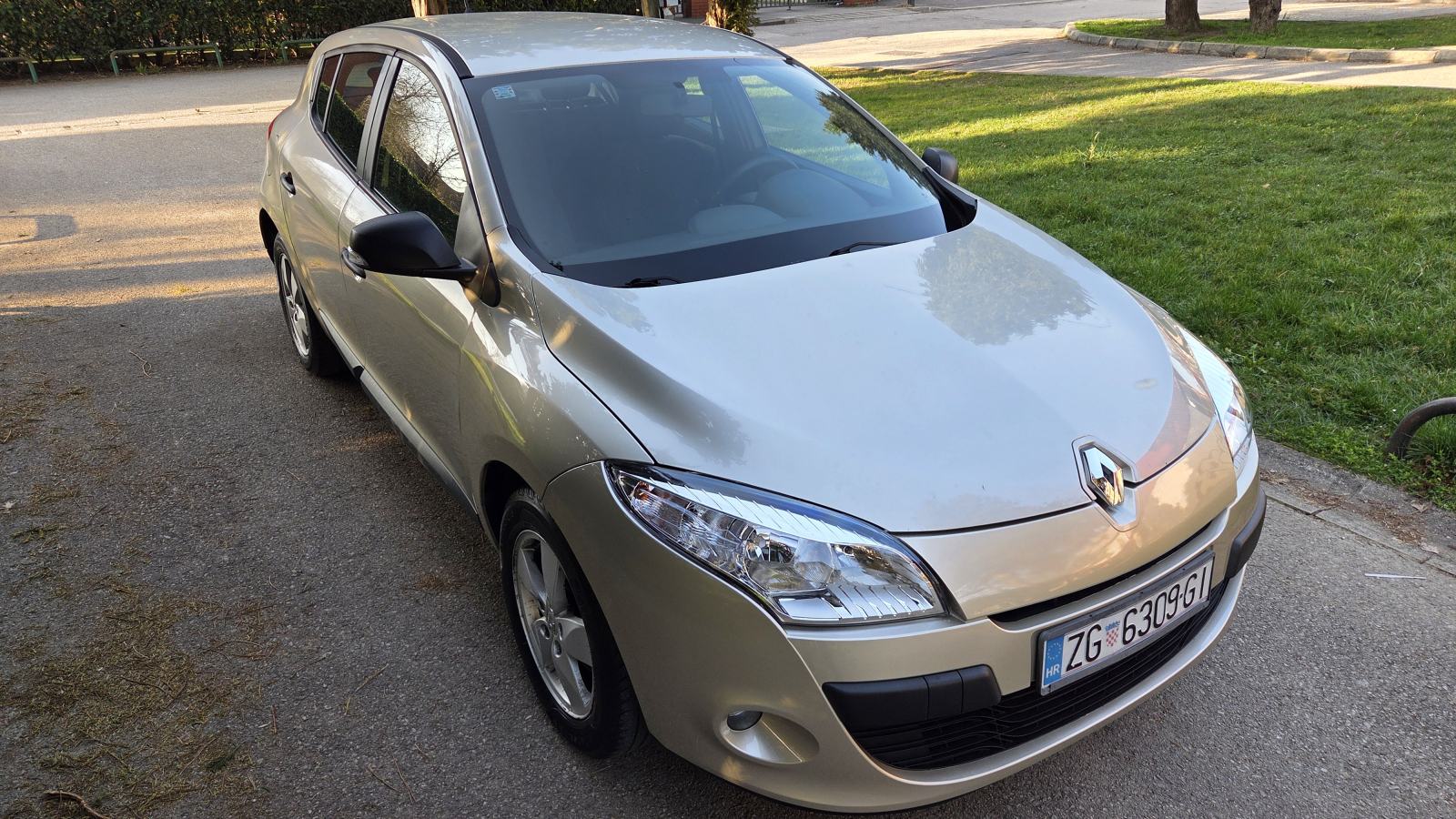 Renault Megane 1.5 dCi 2010.g.Reg.07/2027.g.KLIMA.alu,HR auto!!odličan, fotografija 10
