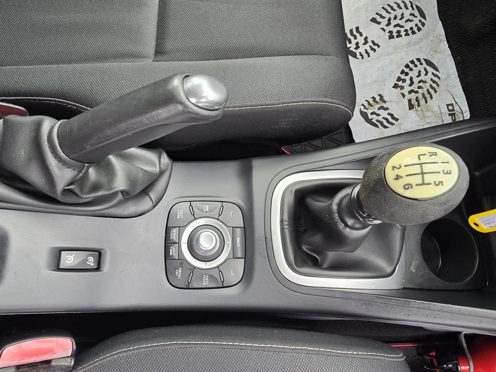 Renault Megane 1,5 dCi-2012gd.md-NAVIGACIJA-klima,alu,rg01/2027,KARTIC, fotografija 18