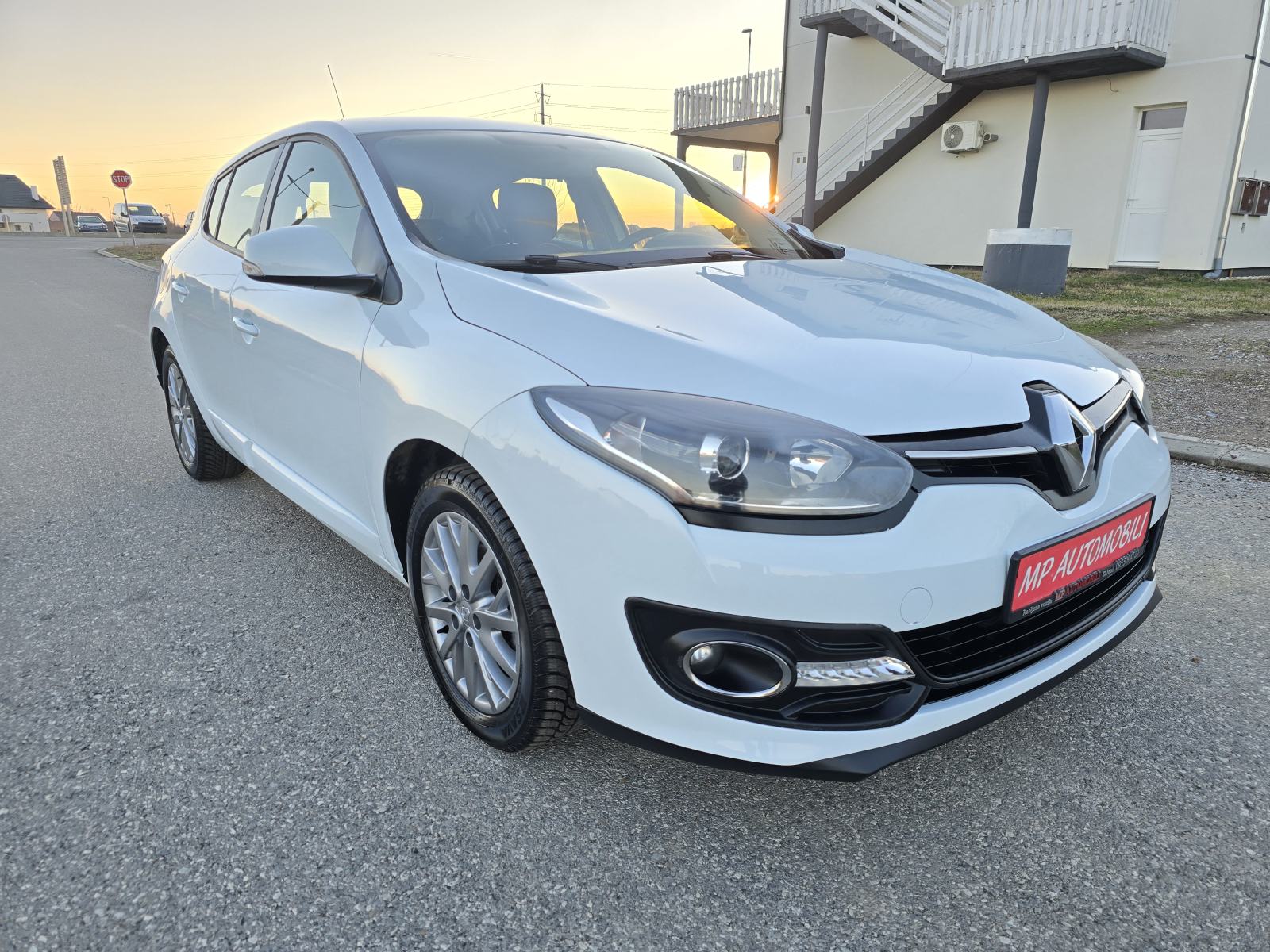 Renault Megane 1.5 dCi-2016gd.md-MEDIA-156tkm,klima,tempomat,alu,KARTI, fotografija 4