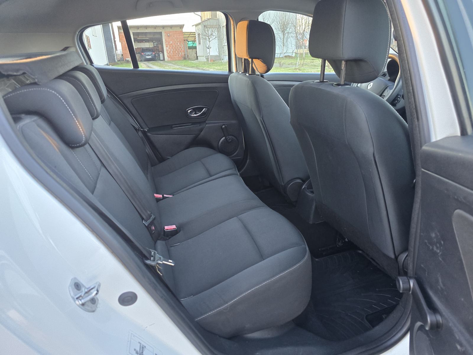 Renault Megane 1.5 dCi-2016gd.md-MEDIA-156tkm,klima,tempomat,alu,KARTI, fotografija 18