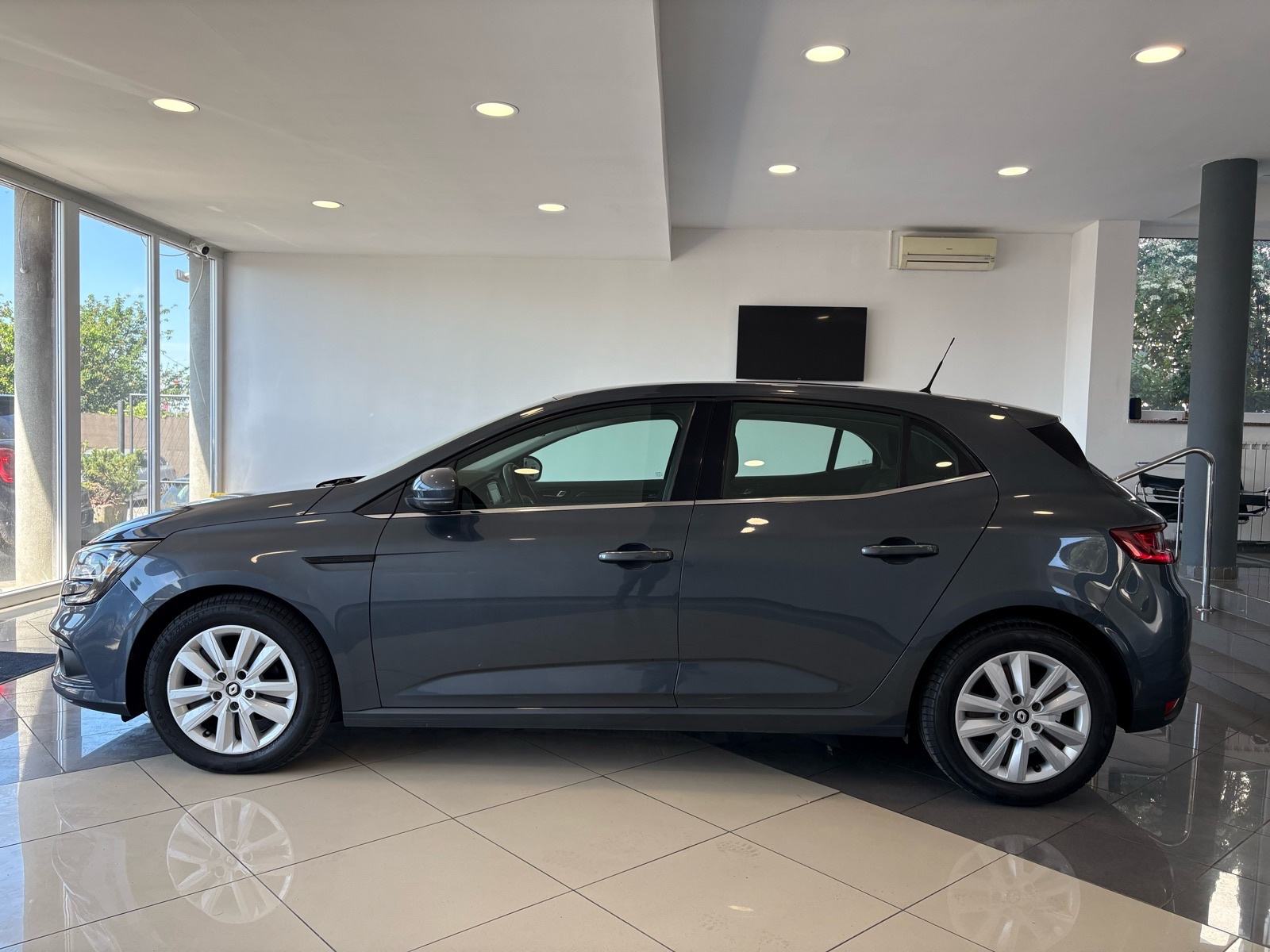 Renault Megane 1,5 dCi Energy, fotografija 19
