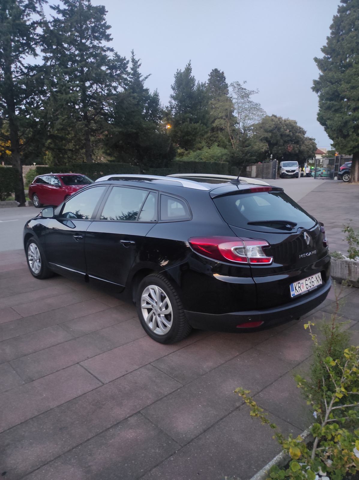 Renault Megane 1.5 dci expression *Izuzetno sačuvan njegovan održavan*, fotografija 6
