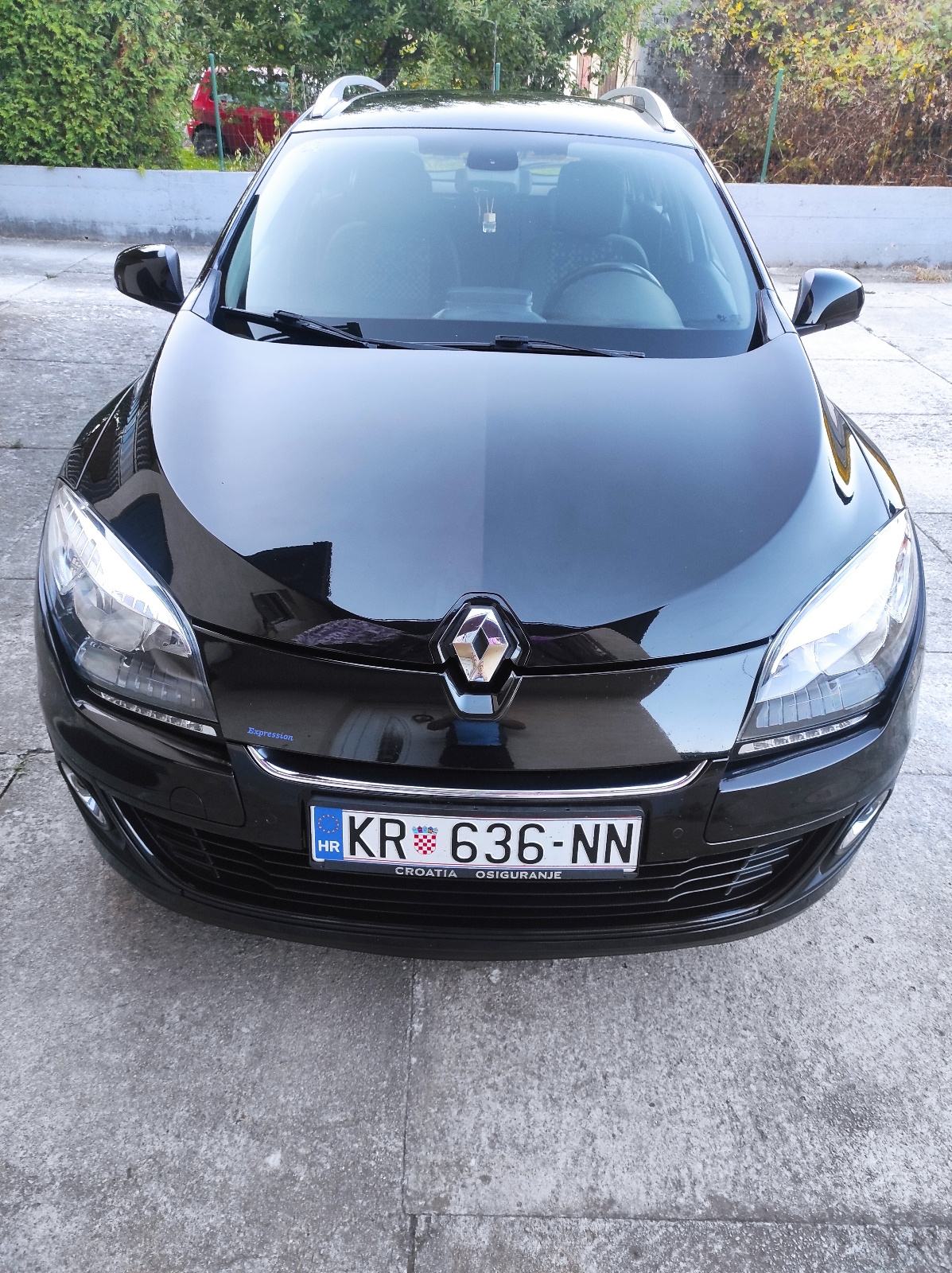 Renault Megane 1.5 dci expression *Izuzetno sačuvan njegovan održavan*, pogled izvana - slika 2
