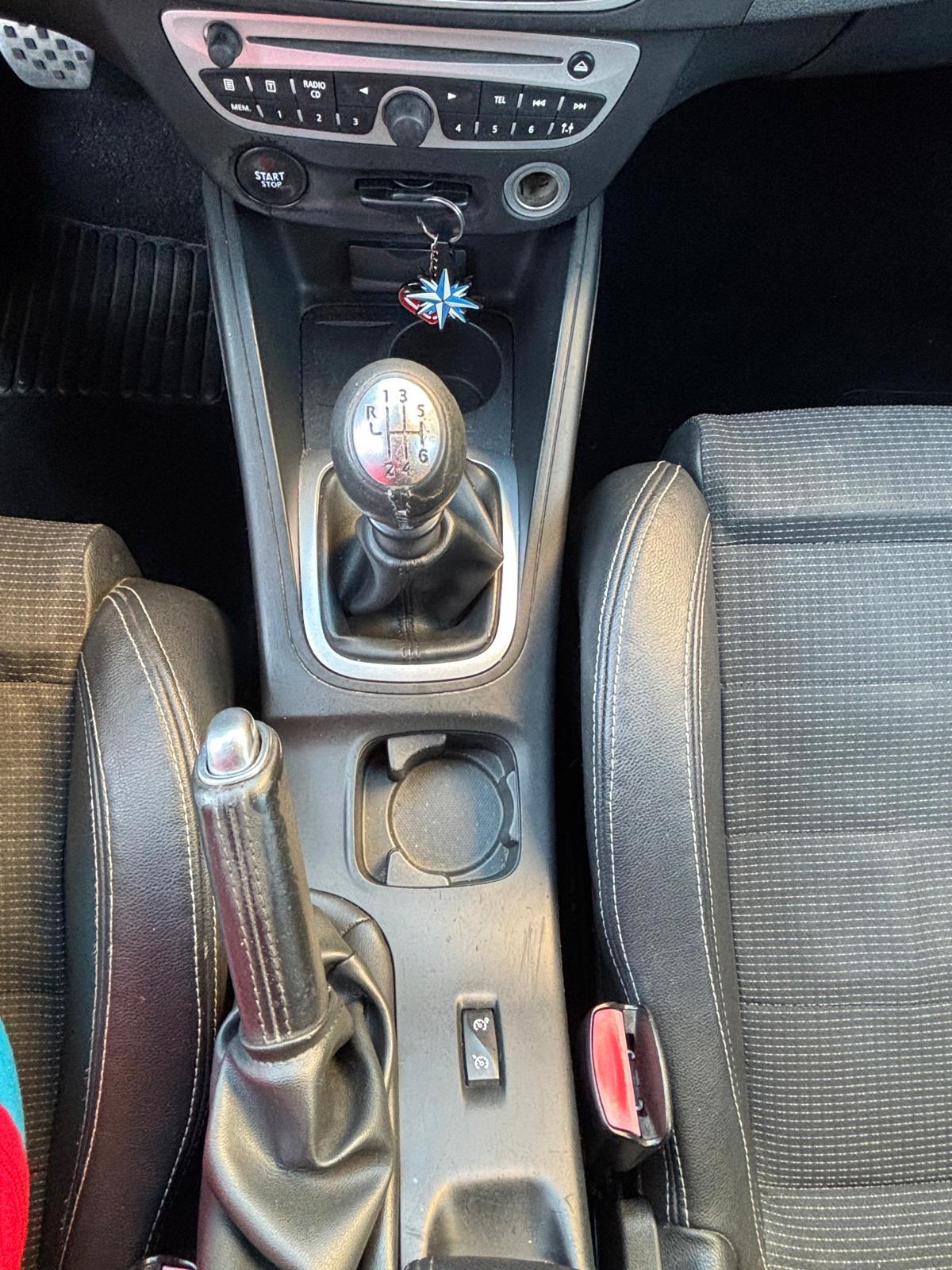 Renault Megane 1,5 dCi GT line, fotografija 14