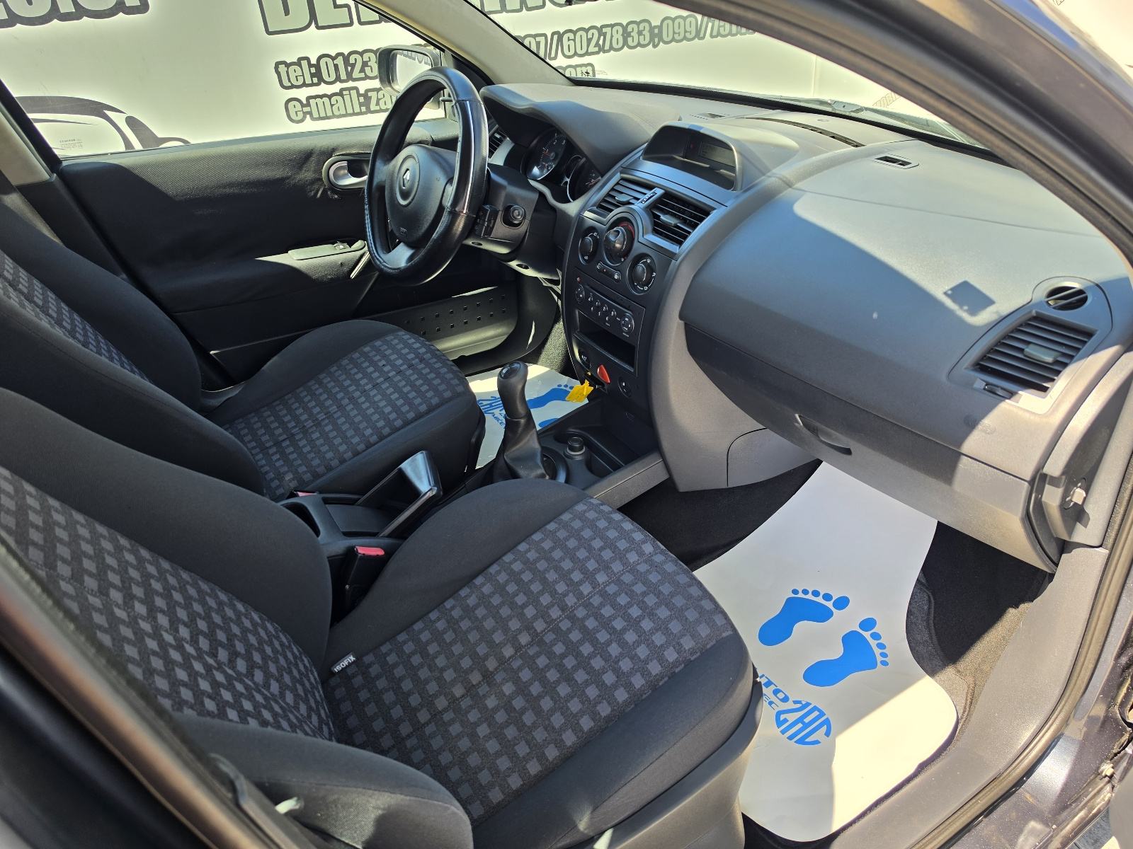 Renault Megane 1,5 dCi =HR AUTO= REG-1 GOD= KLIMA= KARTICE- 36 RATA, fotografija 3