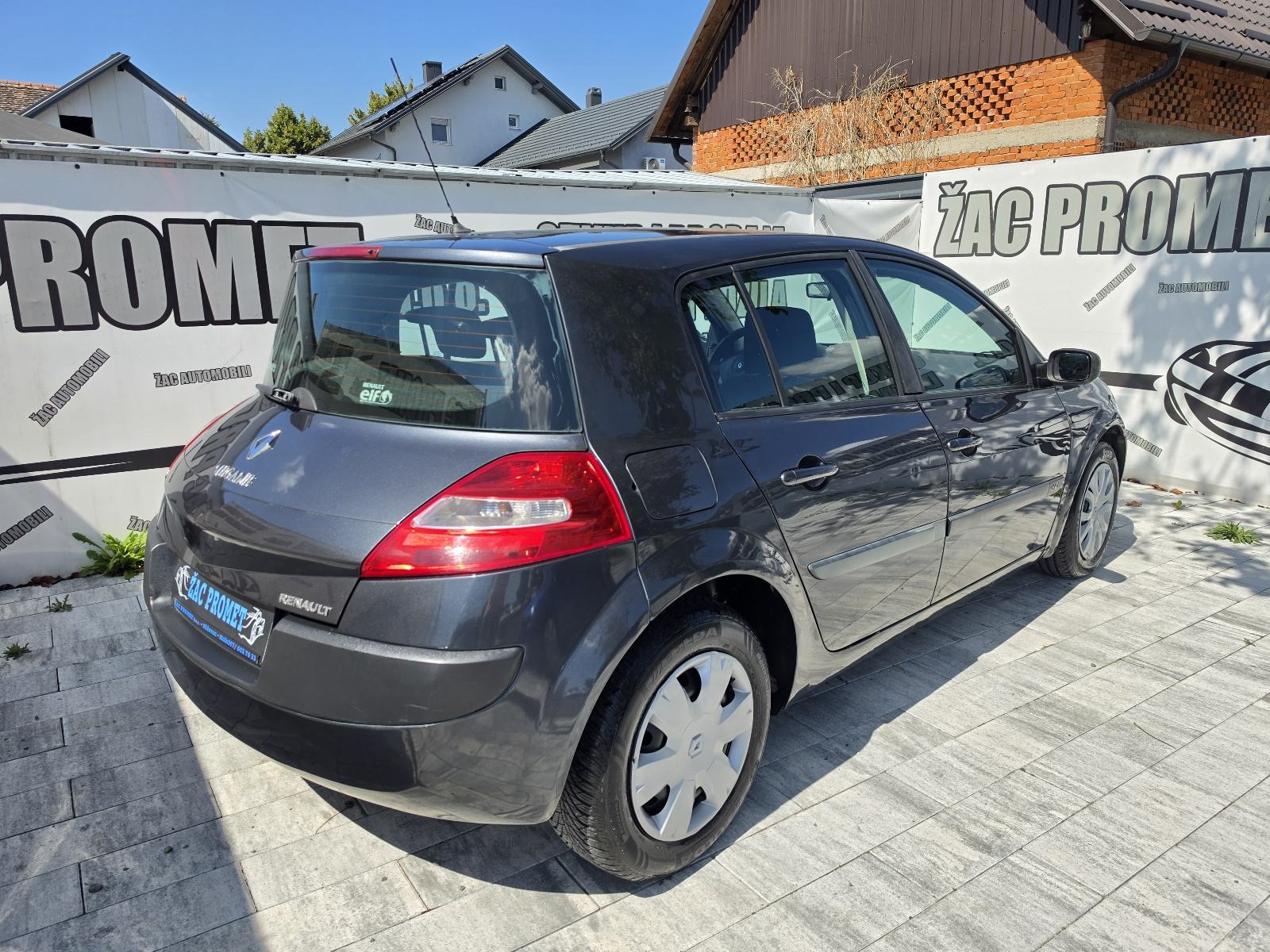 Renault Megane 1,5 dCi =HR AUTO= REG-1 GOD= KLIMA= KARTICE- 36 RATA, fotografija 17