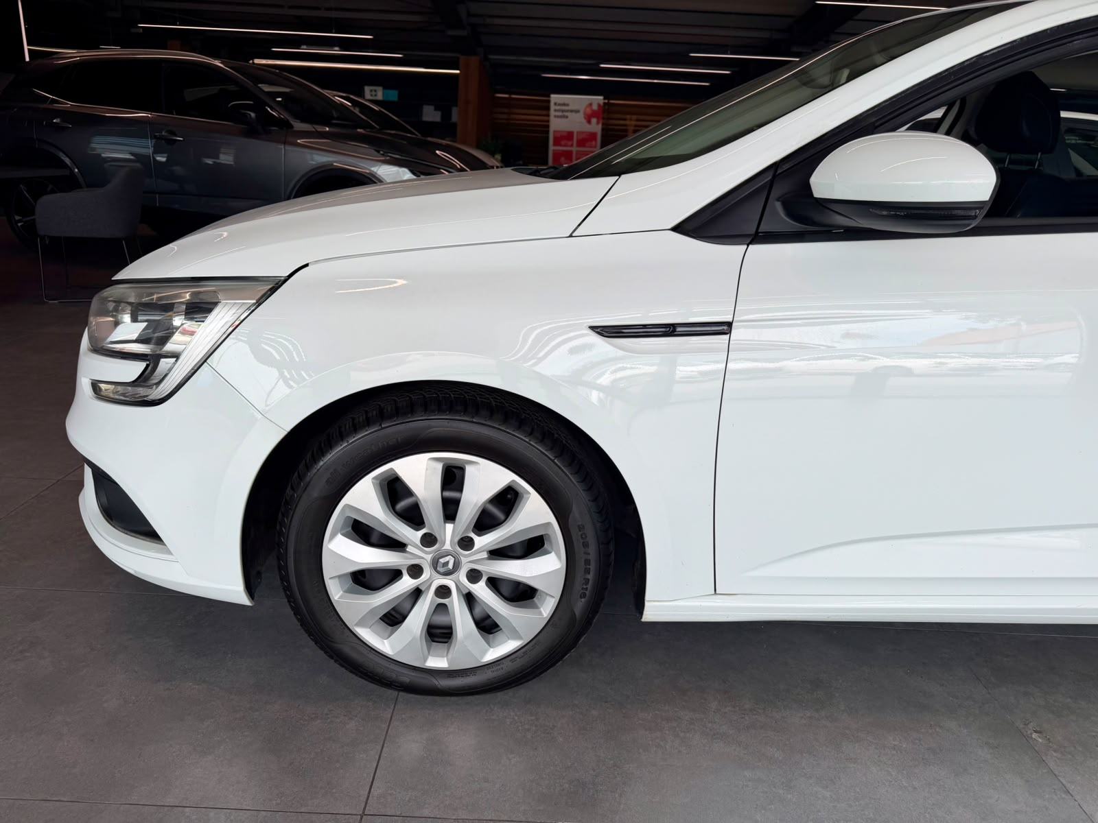 Renault Megane 1,5 dCi NAVIGACIJA • KLIMA • SERVISNA • LEASING, fotografija 10