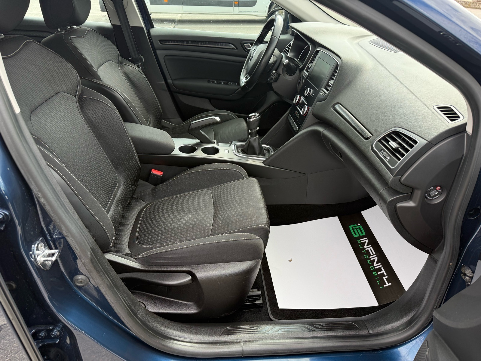 Renault Megane 1.5 dCi NAVI, AUT.DVO.KLIMA, VIRT, GRATIS REGISTRACIJA, fotografija 19