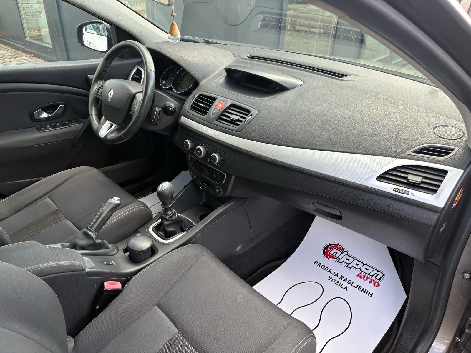 Renault Megane 1,5 dCi REG:04/2027 - KLIMA - AUTOKREDIT, fotografija 18