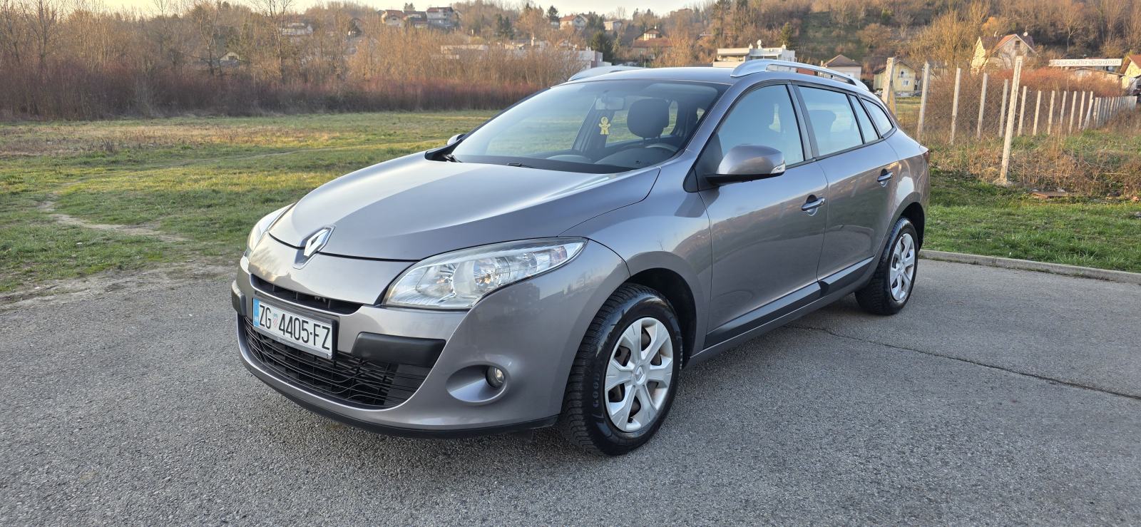 Renault Megane 1,5 dCi reg. do 07/27, Odlično stanje, fotografija 6