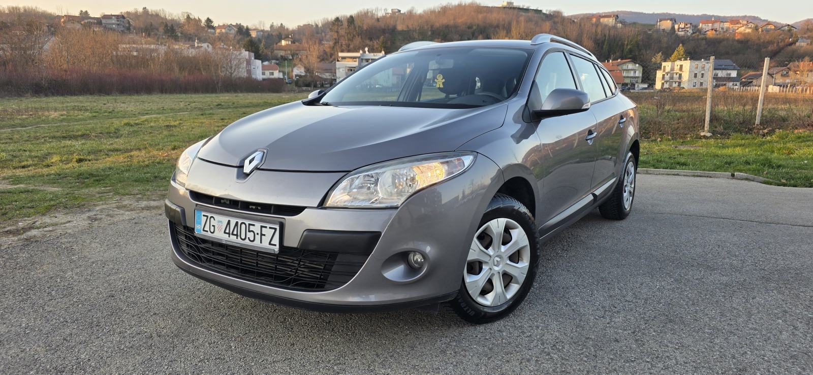 Renault Megane 1,5 dCi reg. do 07/27, Odlično stanje, fotografija 5