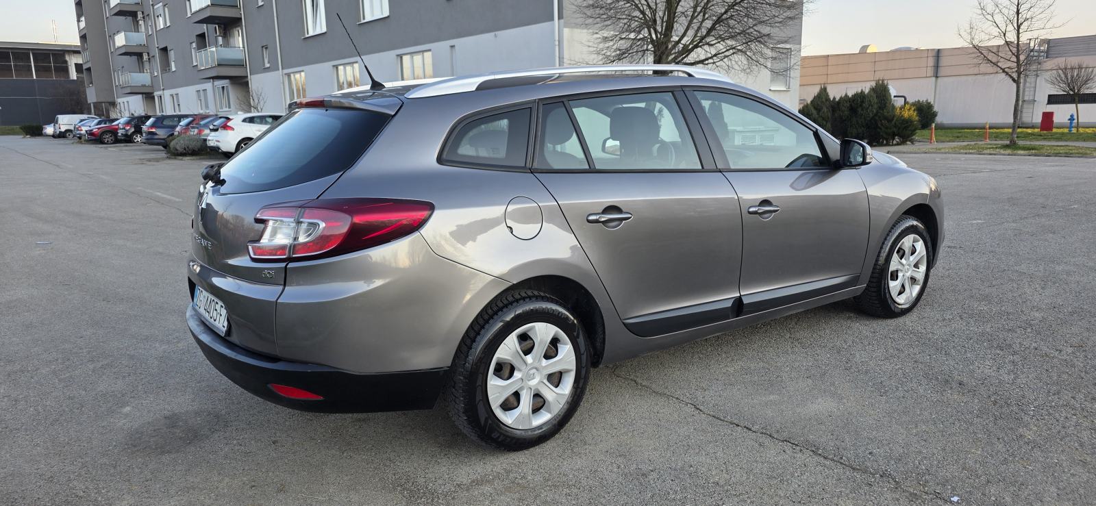 Renault Megane 1,5 dCi reg. do 07/27, Odlično stanje, fotografija 14