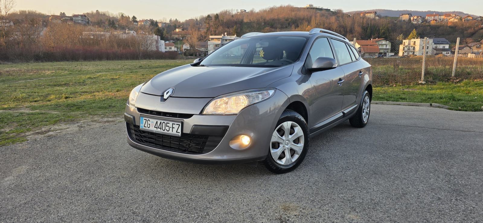 Renault Megane 1,5 dCi reg. do 07/27, Odlično stanje, fotografija 3