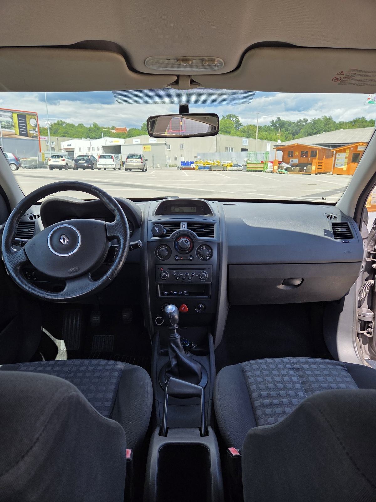 Renault Megane 1,5 dCi, fotografija 12