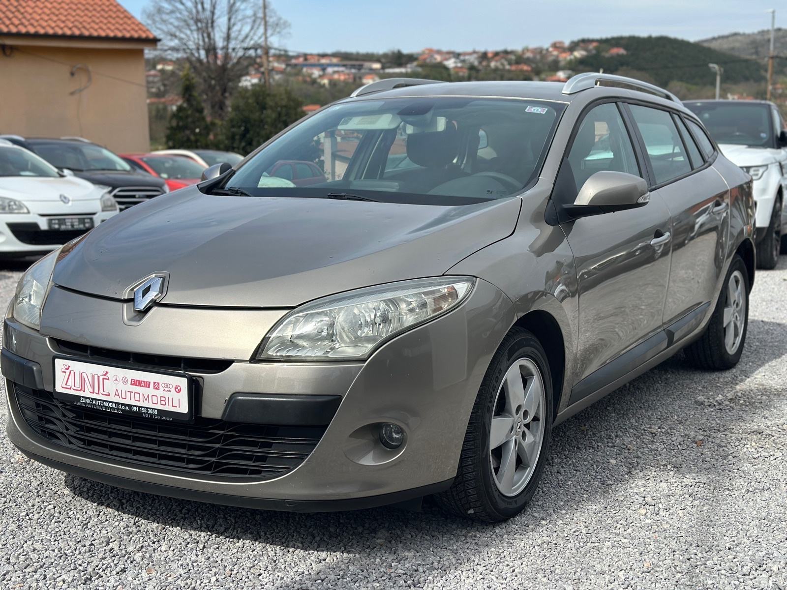 Renault Megane 1,5 dCi, fotografija 3