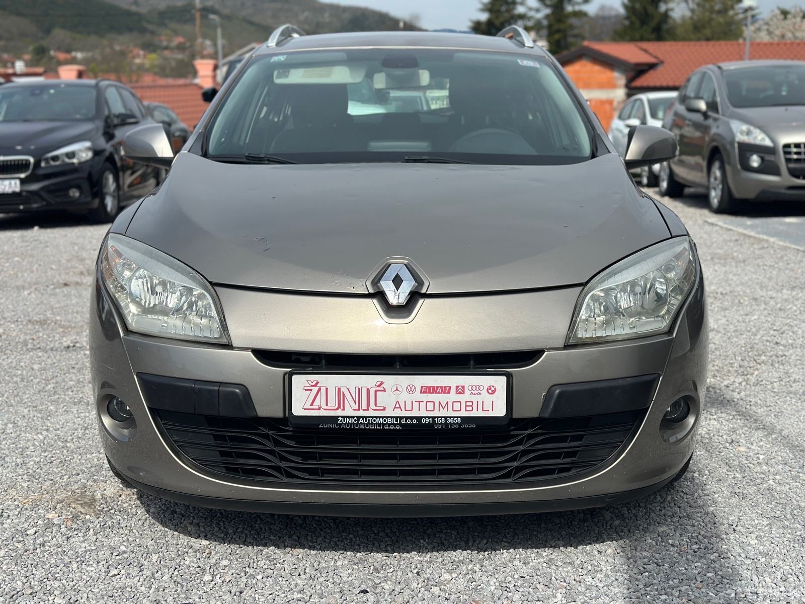 Renault Megane 1,5 dCi, fotografija 2