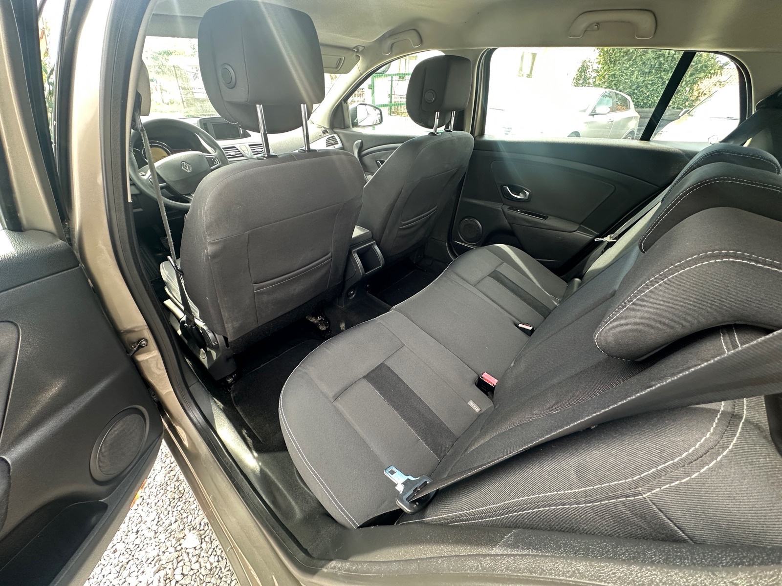 Renault Megane 1,5 dCi, fotografija 7