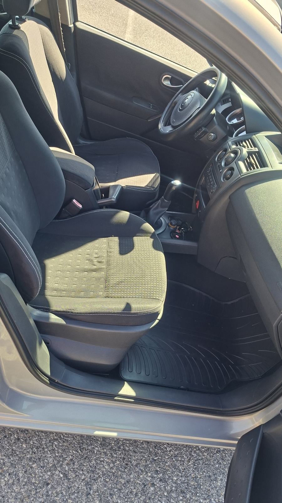 Renault Megane 1,5 dCi, fotografija 9