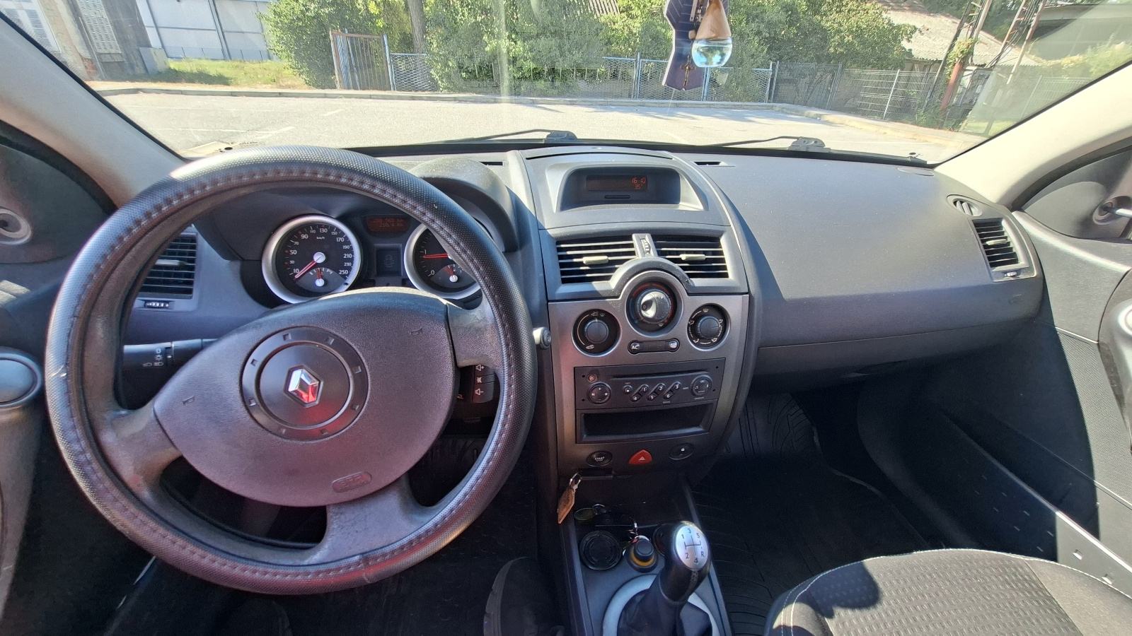 Renault Megane 1,5 dCi, fotografija 14