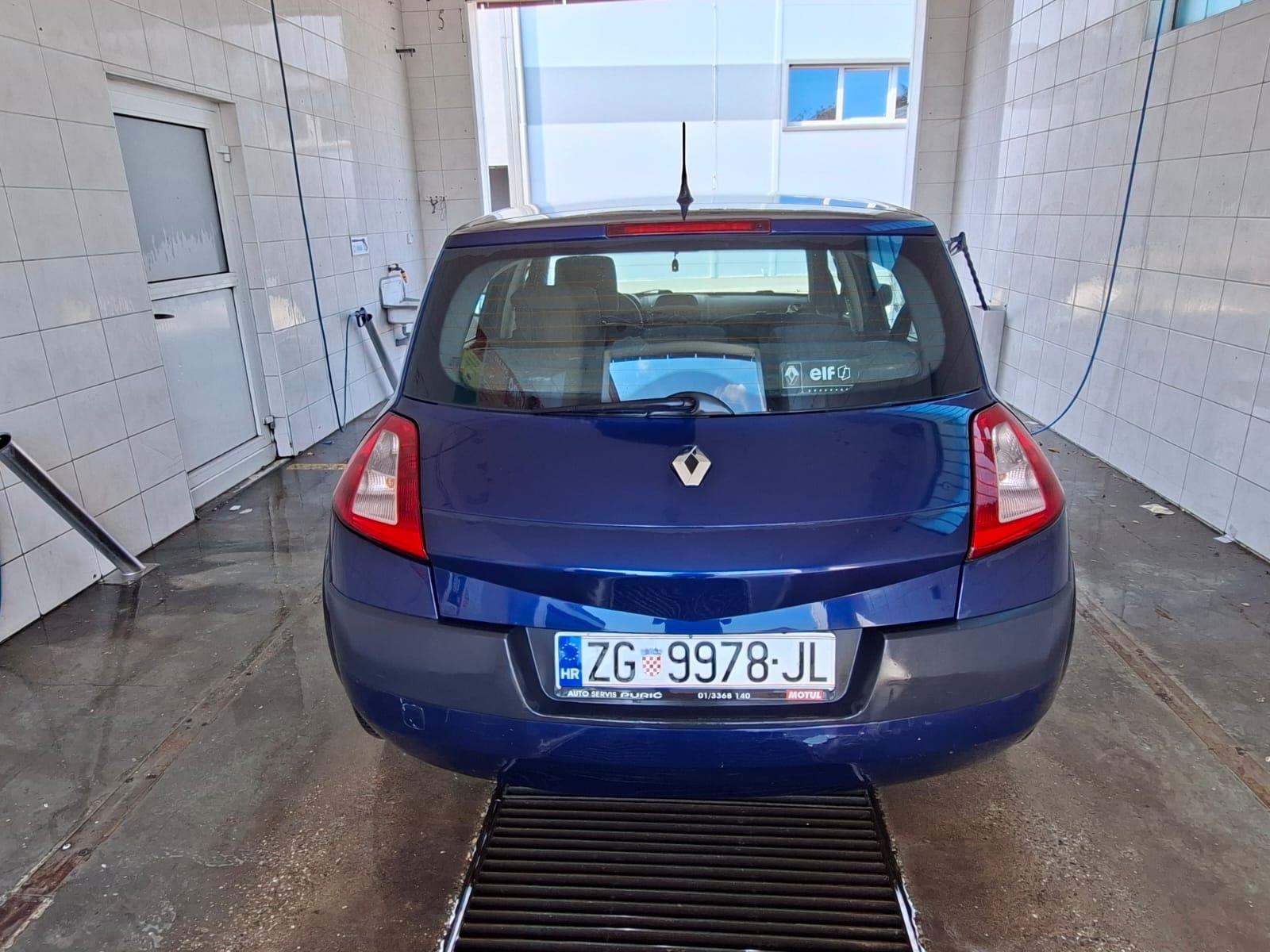 Renault Megane 1,5 dCi, fotografija 11