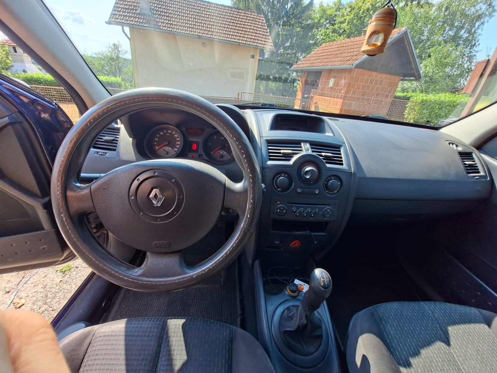 Renault Megane 1,5 dCi, fotografija 8