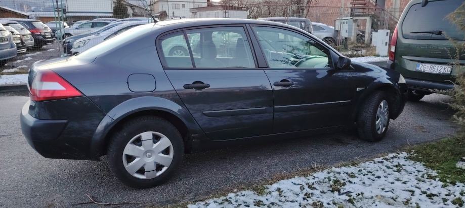 Renault Megane 1,5 dCi, fotografija 12