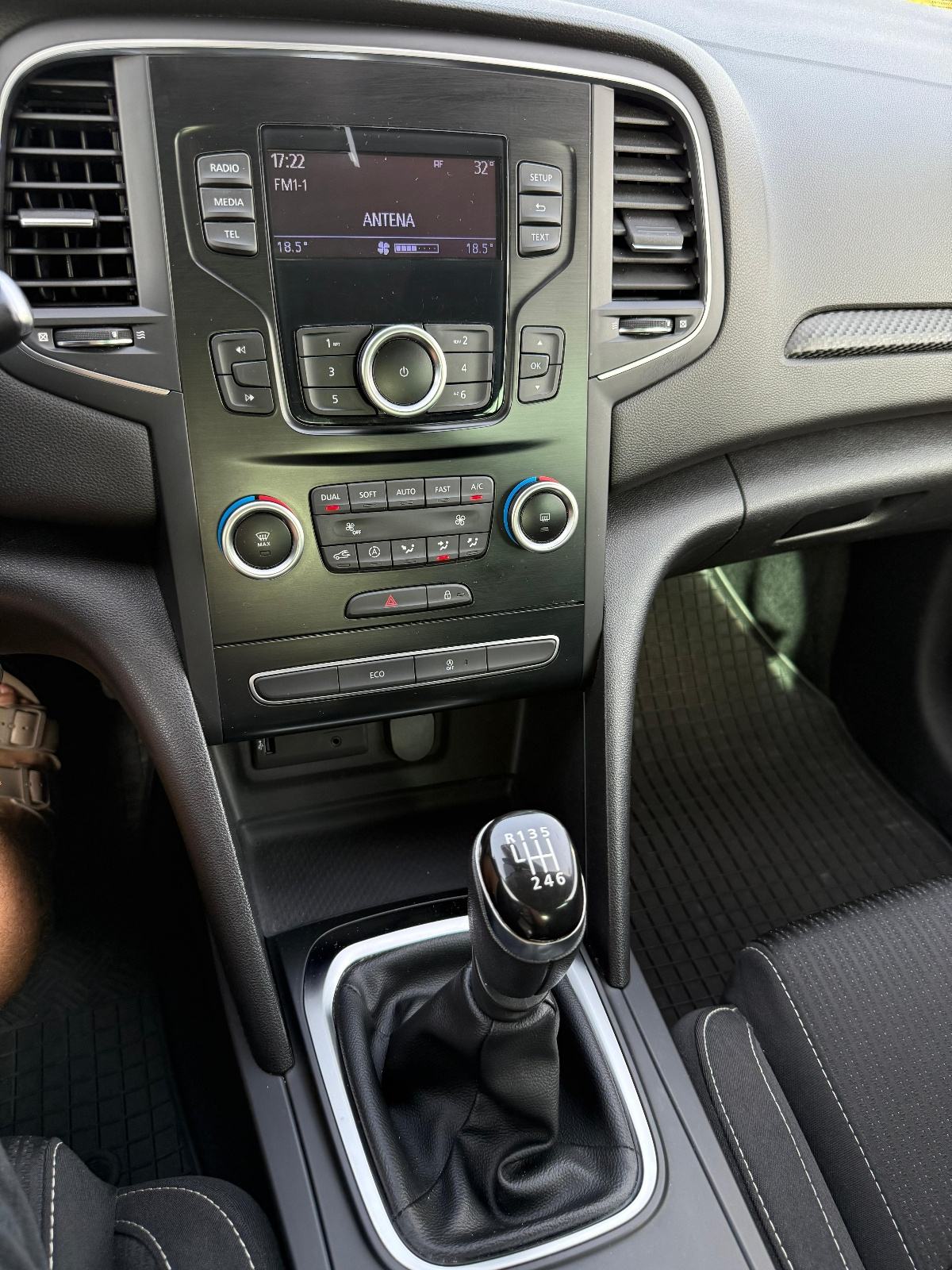 Renault Megane 1.5. dci, fotografija 11