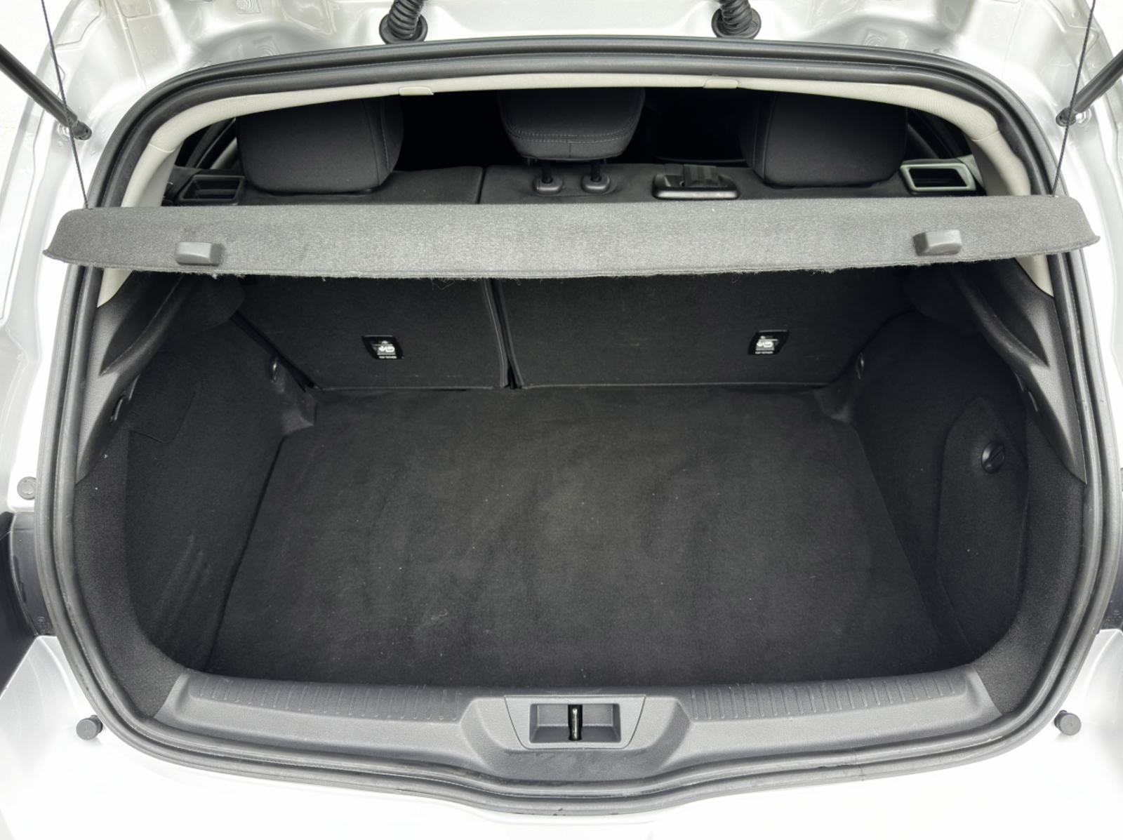 Renault Megane 1.5dCi 2020, fotografija 9
