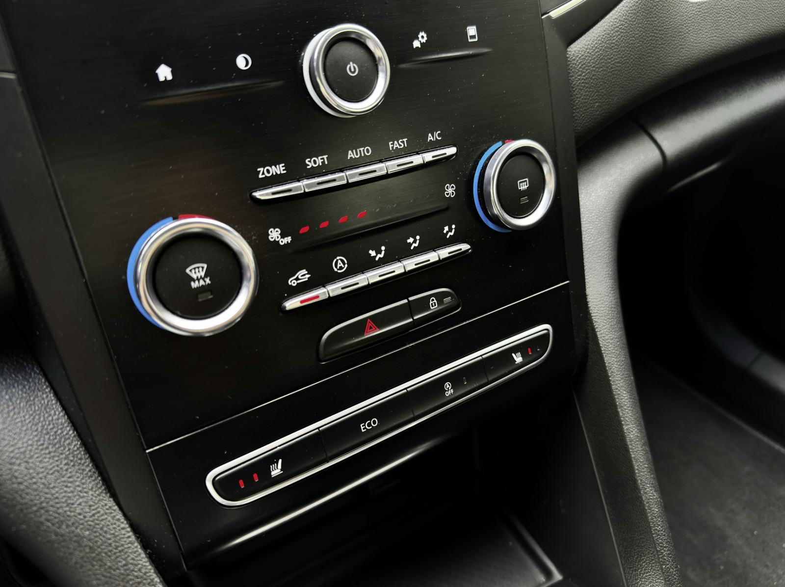 Renault Megane 1.5dCi 2020, fotografija 16