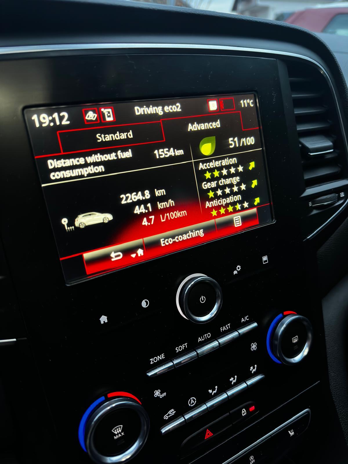 Renault Megane 1.5dCi 2020, fotografija 15