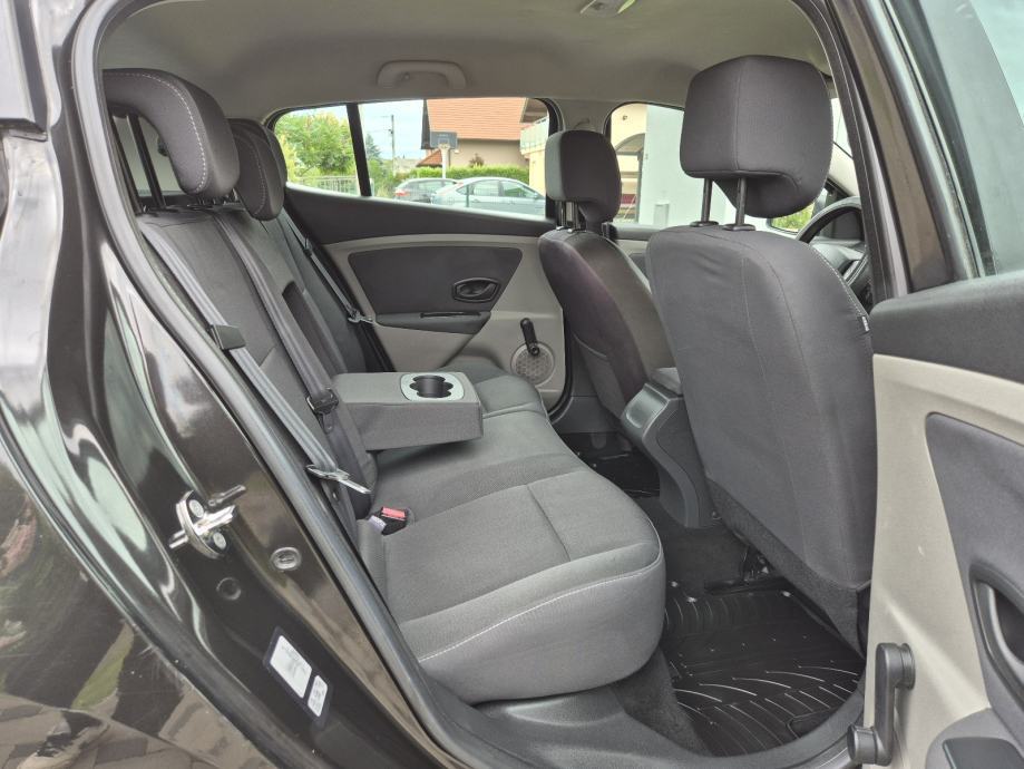 Renault Megane 1.6 16V 2010g Reg:07/27 199 TKm100% SERVISNA 1- VLASNIK, fotografija 9