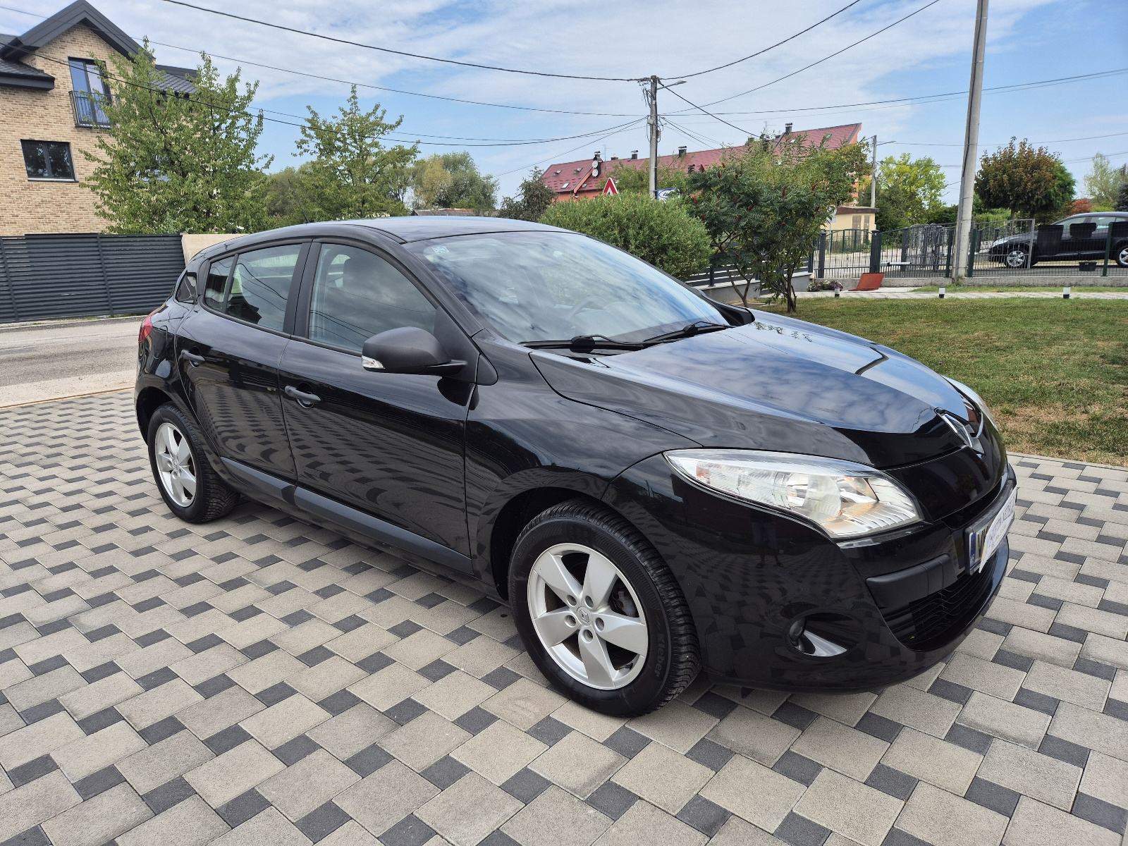Renault Megane 1.6 16V 2011g REG:05/27 184 - TKm100% UREDAN AUTO, fotografija 5