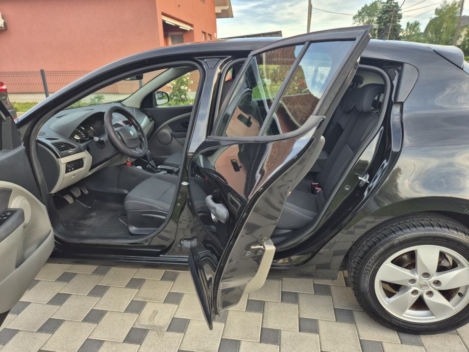 Renault Megane 1.6 16V 2012g Reg:04/27 150 TKm100% SERVISNA, fotografija 9