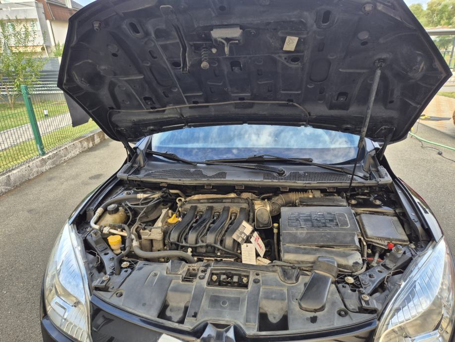 Renault Megane 1.6 16V 2012g Reg:04/27 150 TKm100% SERVISNA, fotografija 13