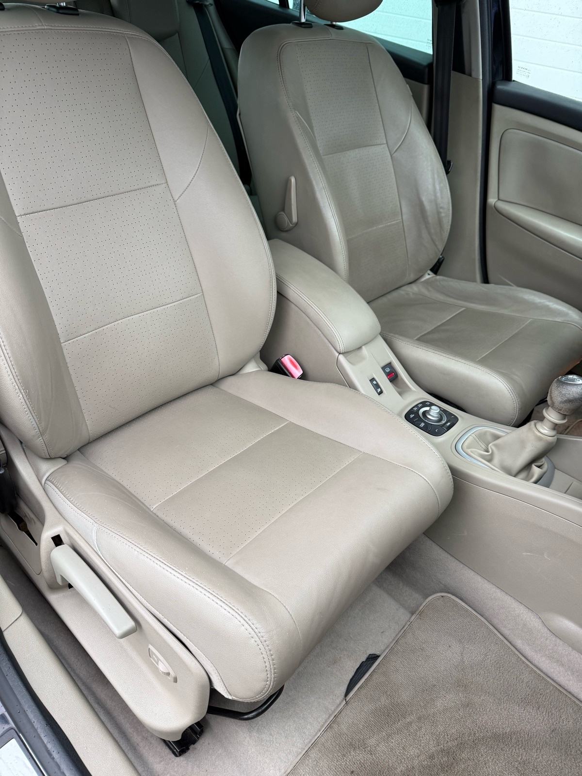 Renault Megane dCi 130 *full oprema*, fotografija 10