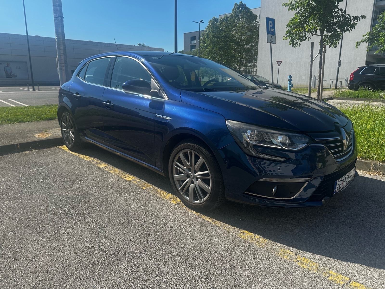 Renault Megane 2016 / benzin / REG do 06/2027, fotografija 1