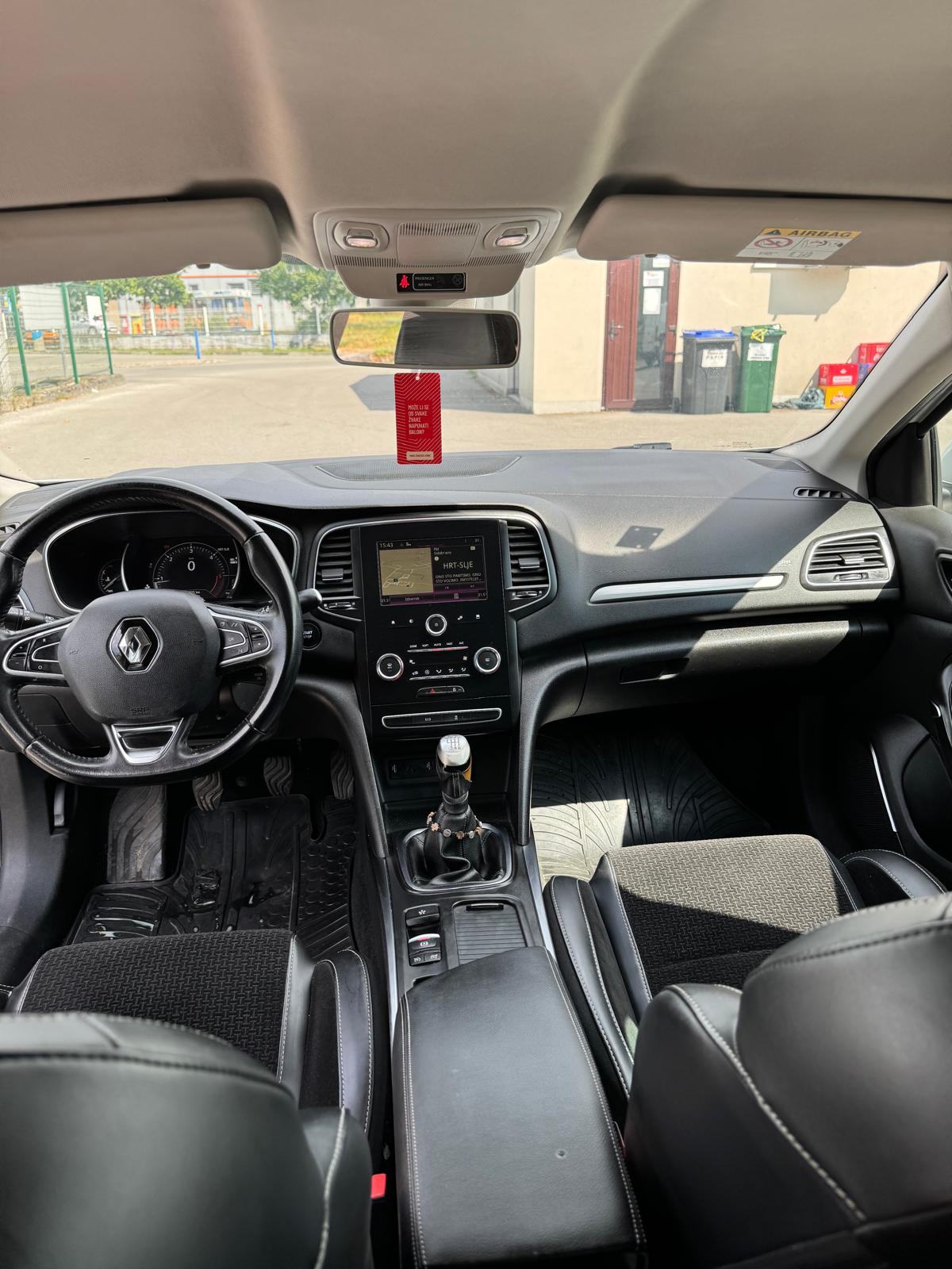 Renault Megane 2016. god, Intens oprema registriran do 06/2027, fotografija 10