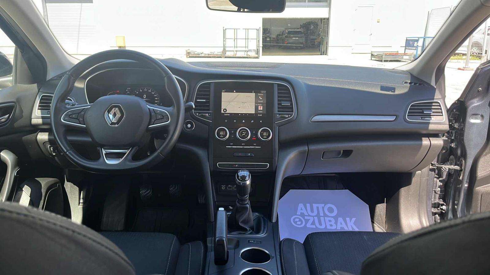 RENAULT MEGANE 2021 • PREMIUM jamstvo • AutoZubak Rabljena, fotografija 11