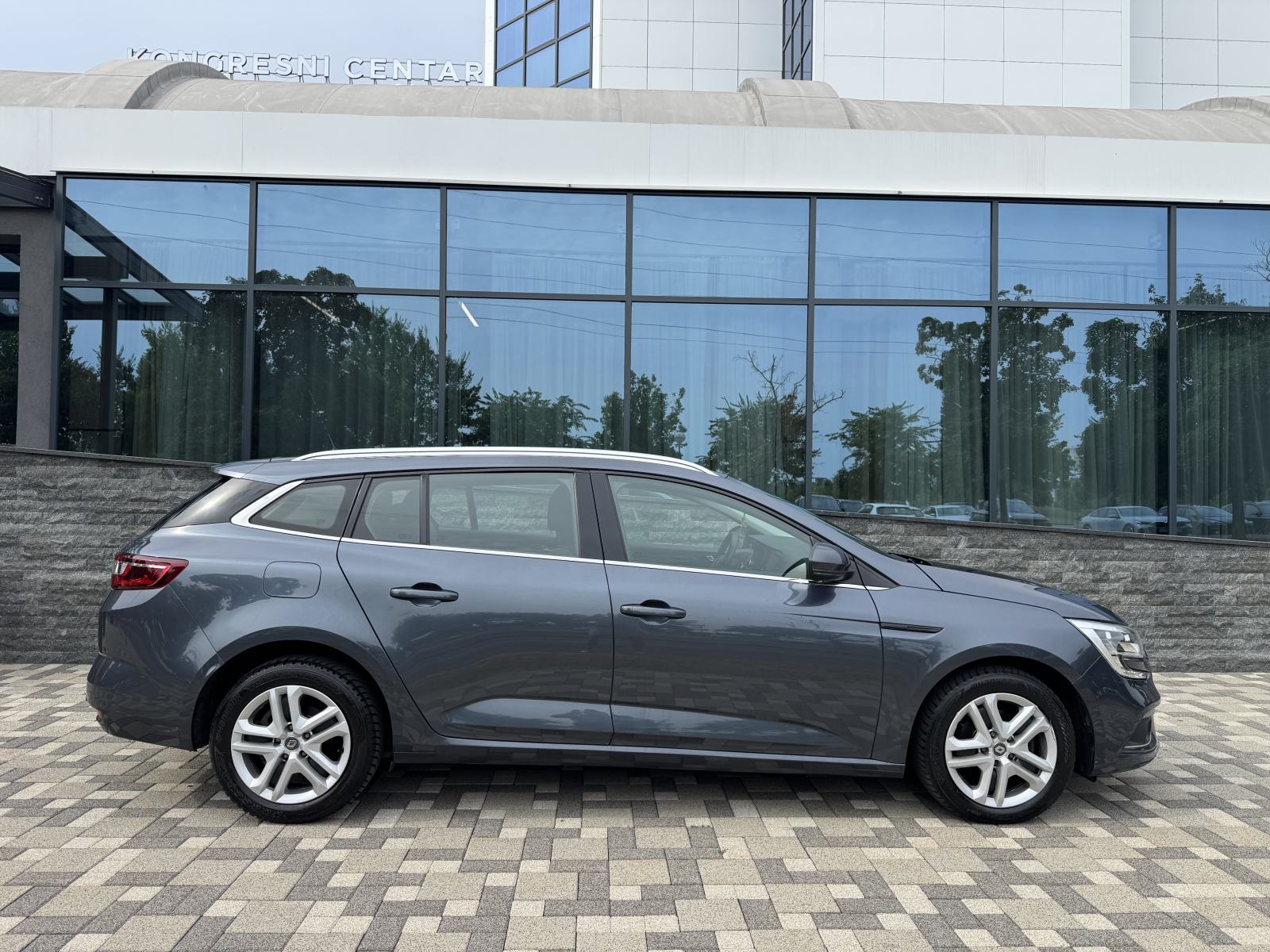 Renault Megane dCi AUTOMATIK - ATRAKTIVAN - REG 04/27 - PRILIKA !!, fotografija 12