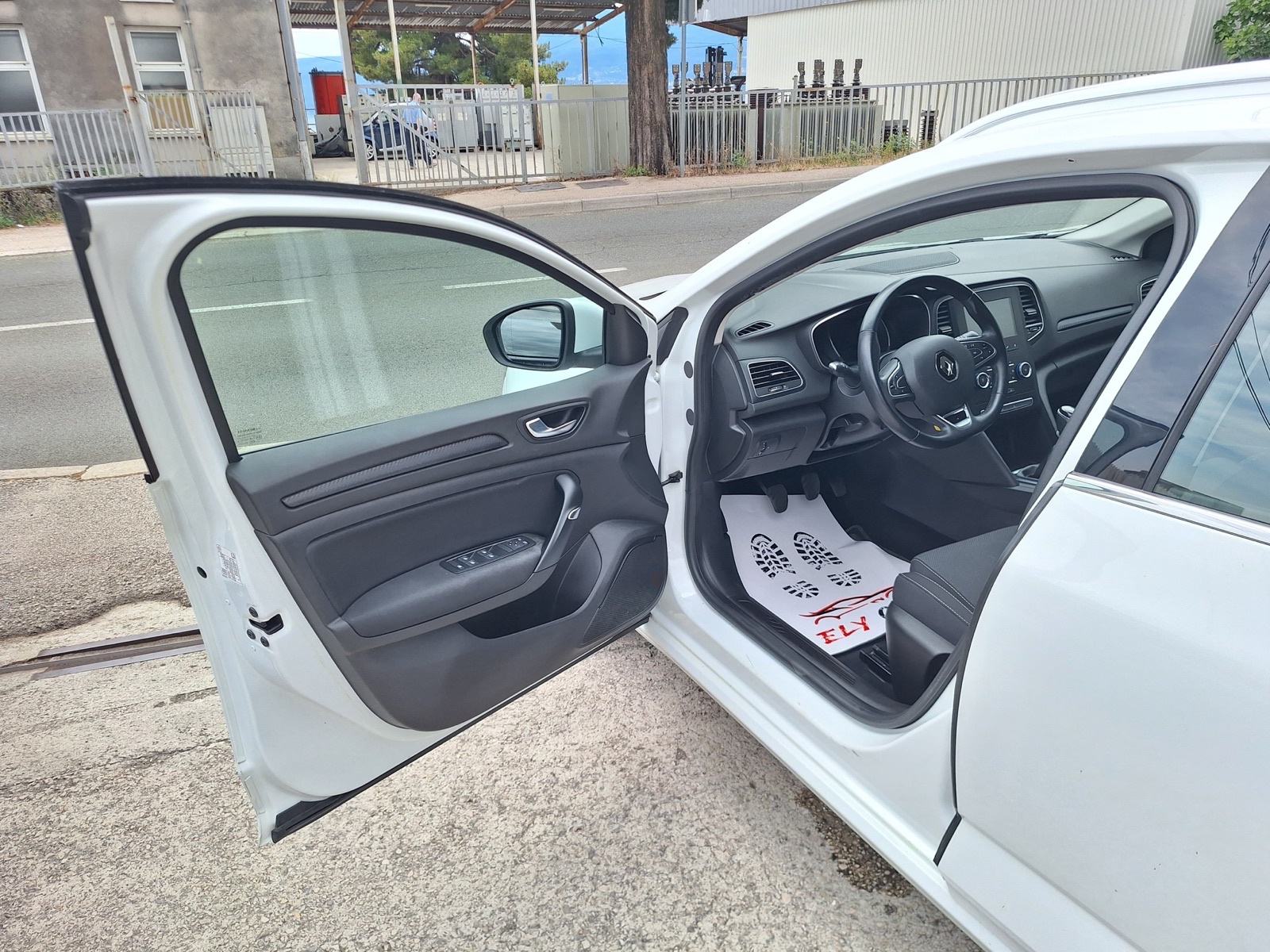 Renault Megane Blue dCi 115 Euro6(NAVIGACIJA ), fotografija 10
