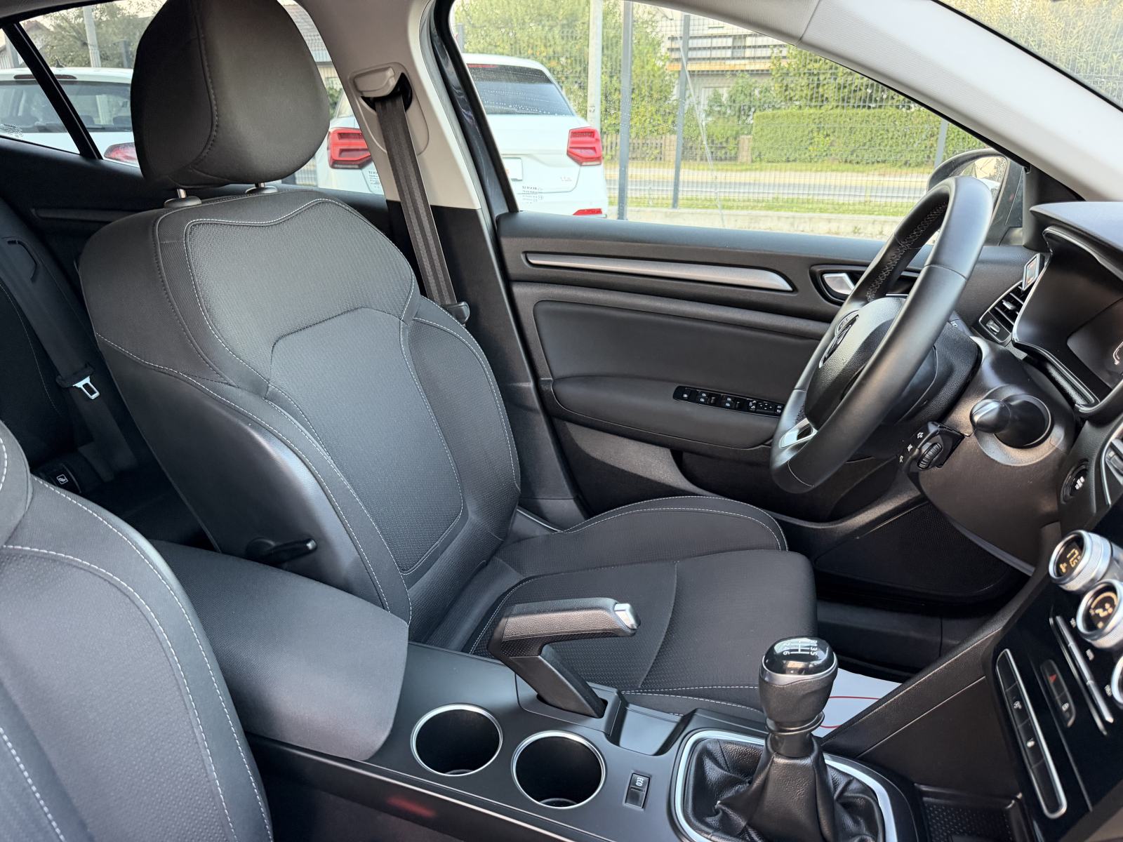 Renault Megane 1.5 dCi 115 - VIRTUAL COCPIT - KAMERA - GARANCIJA, fotografija 18