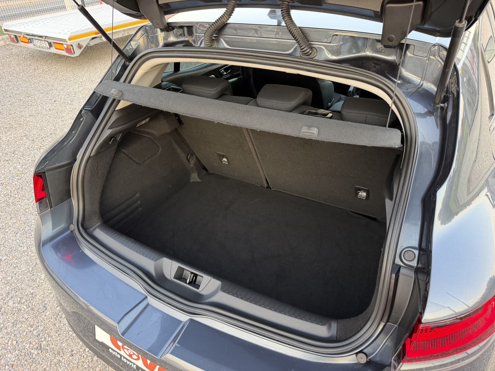 Renault Megane 1.5 dCi 115 - VIRTUAL COCPIT - KAMERA - GARANCIJA, fotografija 19