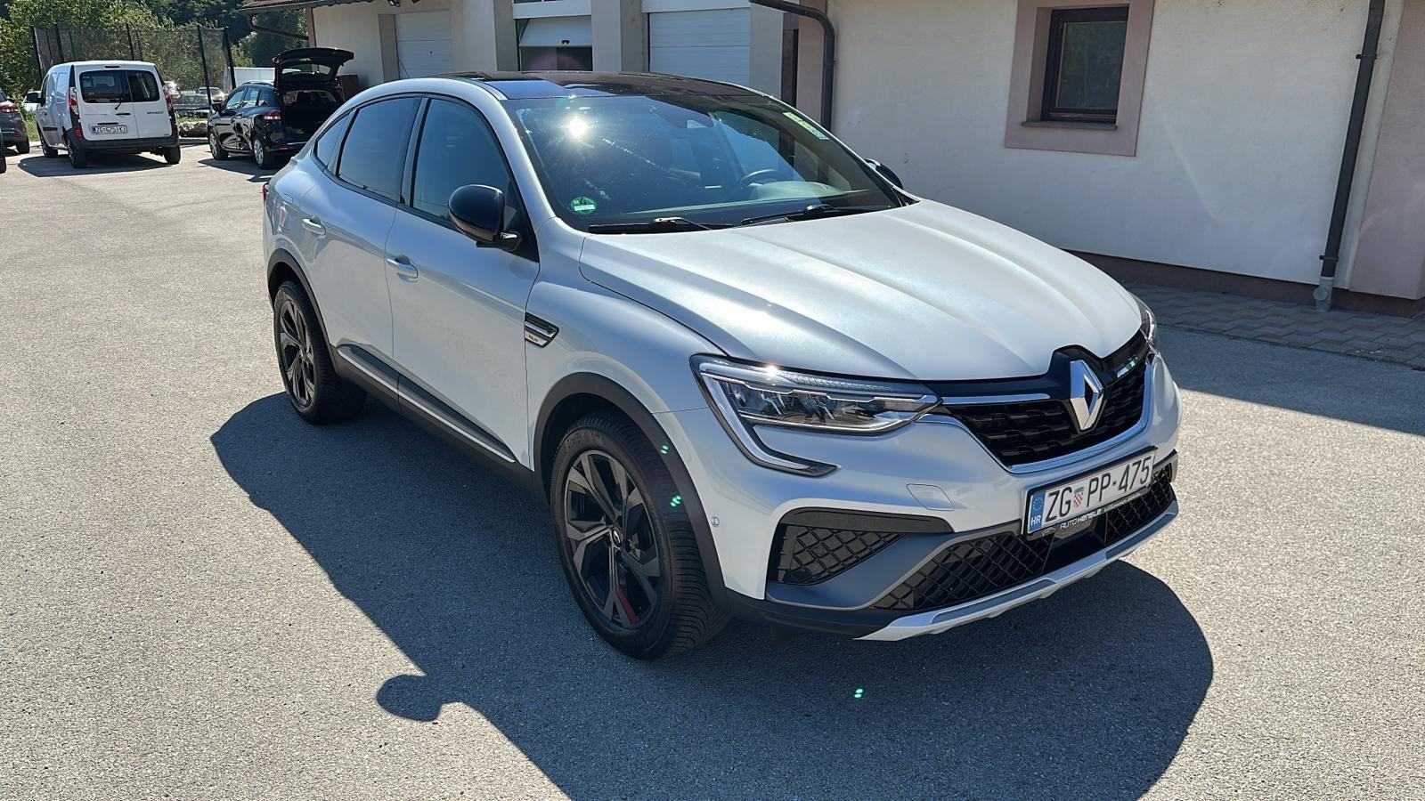 Renault Megane Conquest 1,6 E TECH HYBRID 145 Rs line full oprema, fotografija 3