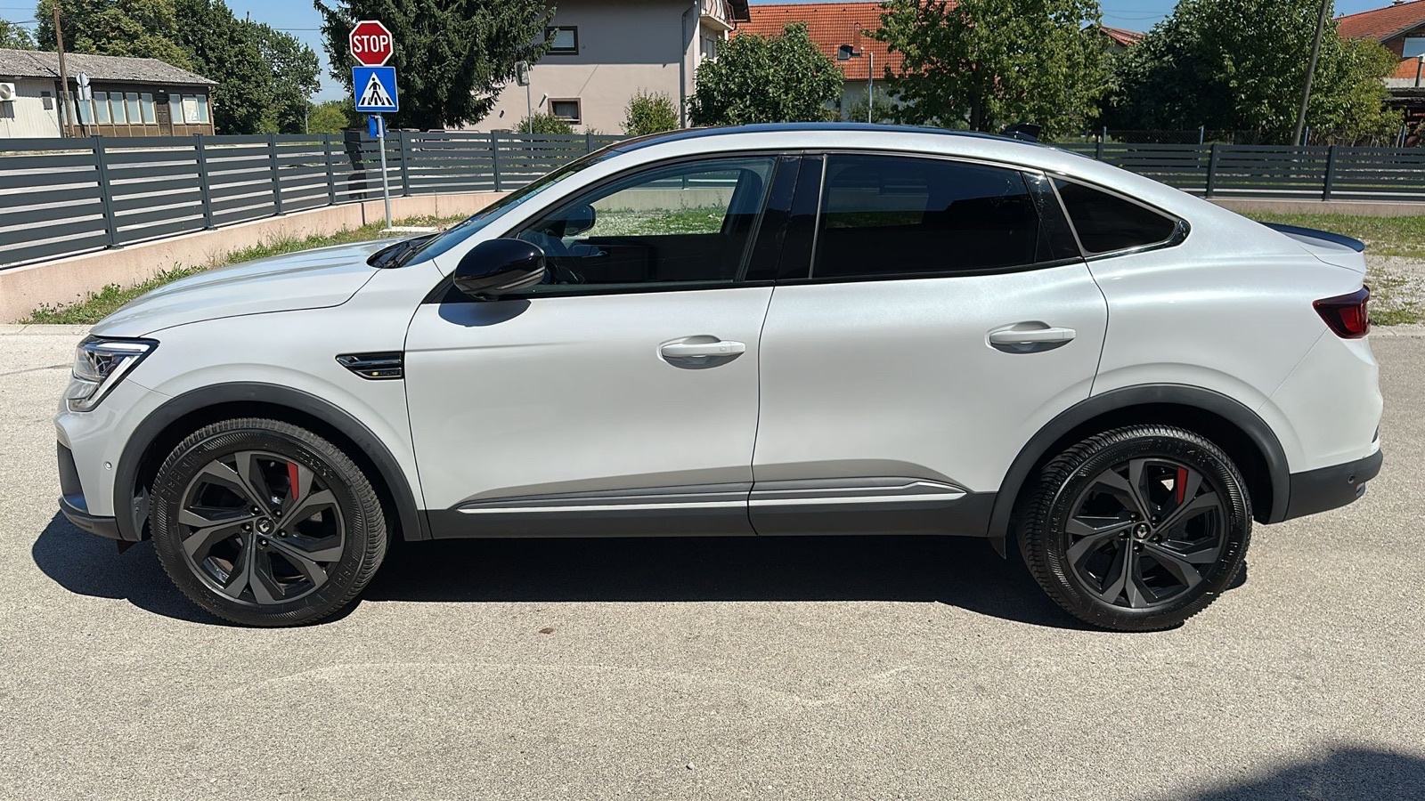 Renault Megane Conquest 1,6 E TECH HYBRID 145 Rs line full oprema, fotografija 8