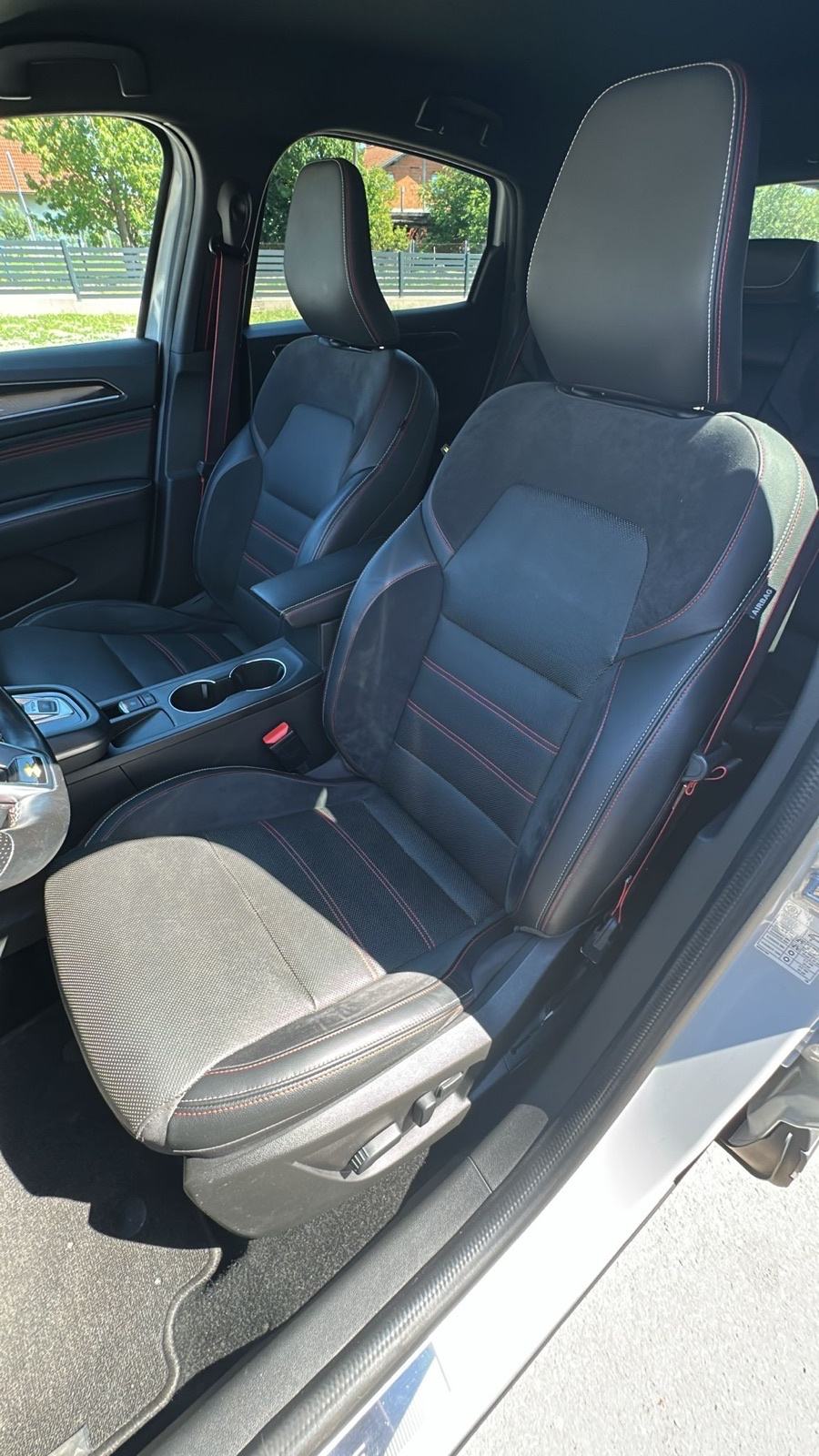 Renault Megane Conquest 1,6 E TECH HYBRID 145 Rs line full oprema, fotografija 11